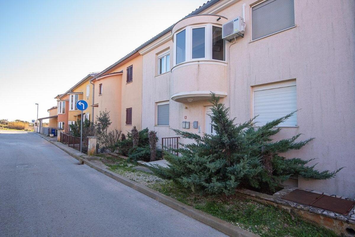 Apartment Stela Medulin Exterior foto